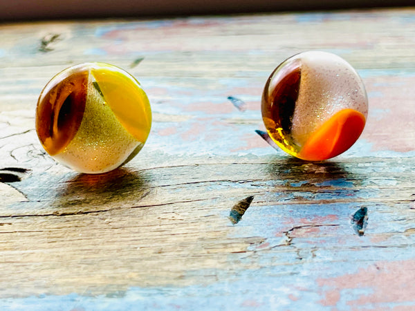 Boucles d’oreilles tire-d’érable, blanc argenté et orange et jaune
