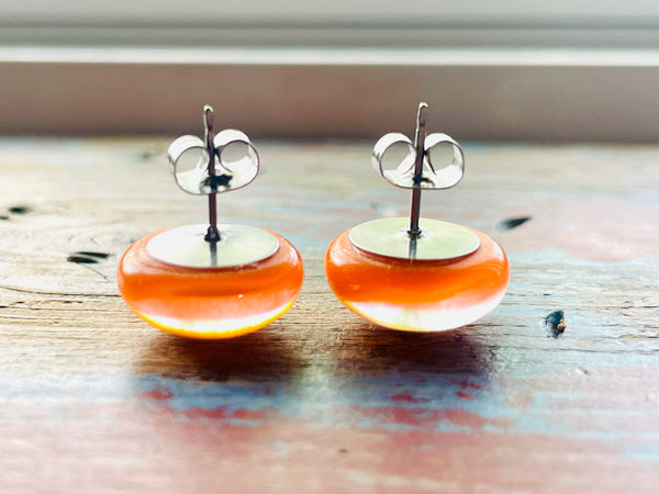 Boucles d’oreilles oranges opaque