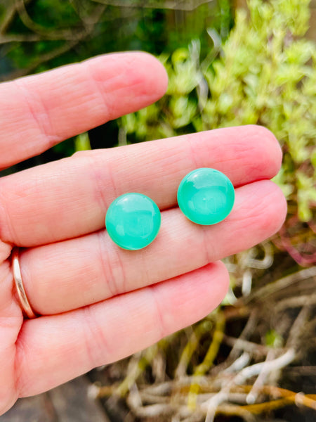 Boucles d’oreilles vert opaque