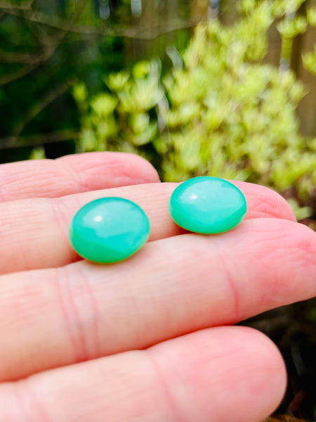 Boucles d’oreilles vert opaque
