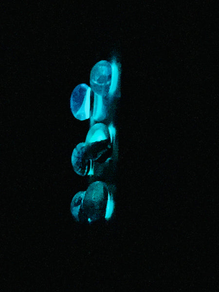 Collection Brille dans le noir bleu Aqua