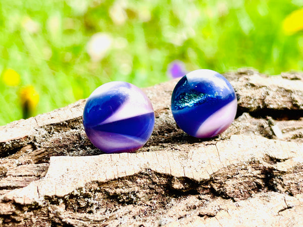 Boucles d’oreilles mauve-lilas