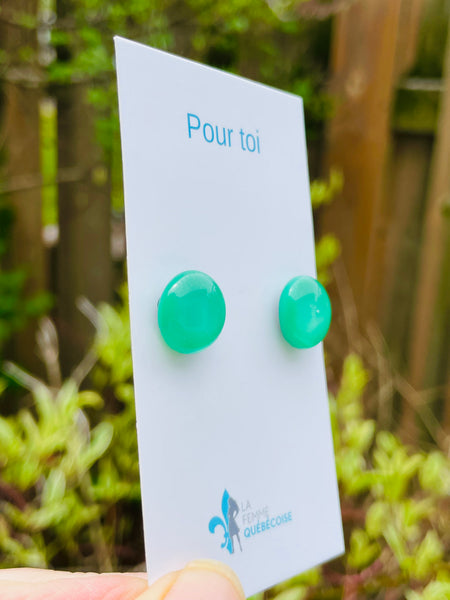 Boucles d’oreilles vert opaque