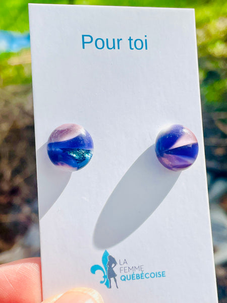 Boucles d’oreilles mauve-lilas