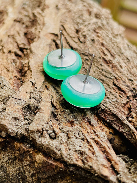 Boucles d’oreilles vert opaque
