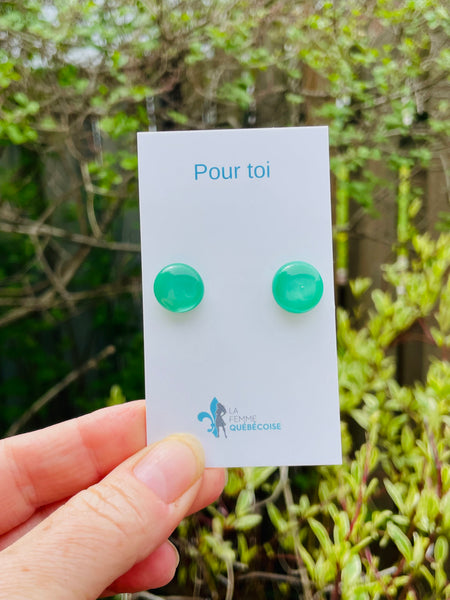 Boucles d’oreilles vert opaque