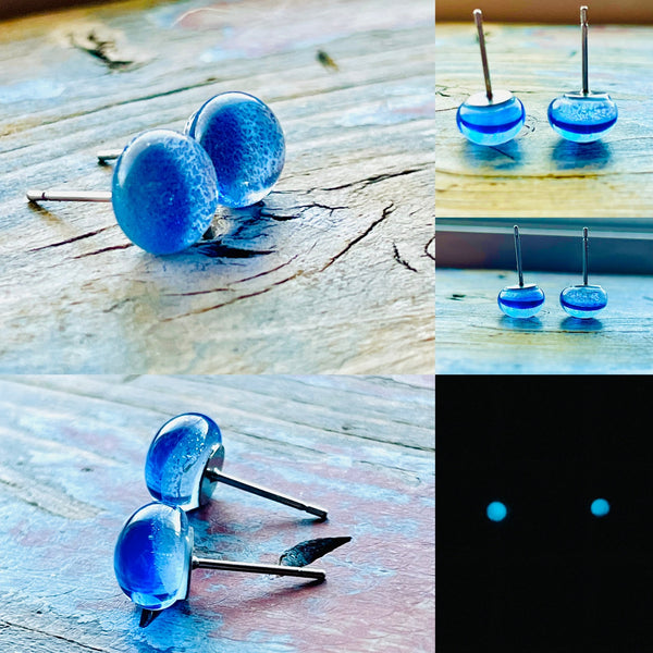 Boucles d’oreilles Brille dans le noir bleu